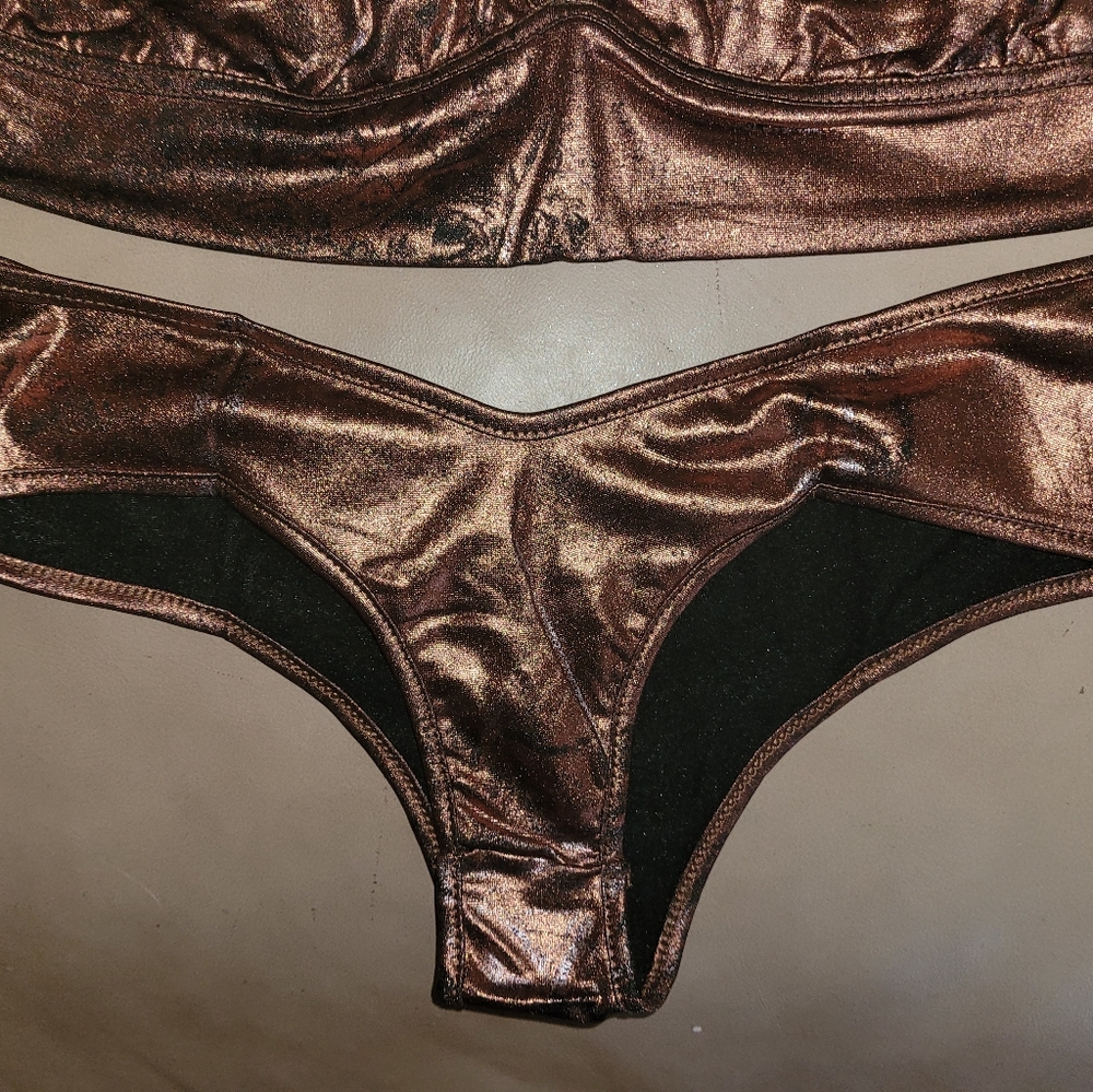 Damaged Brown Triangle Top Scoop Bottom Bikini - Picture 5 of 8